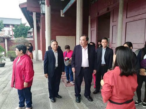 左起2、袁奕江，3、賴天秀