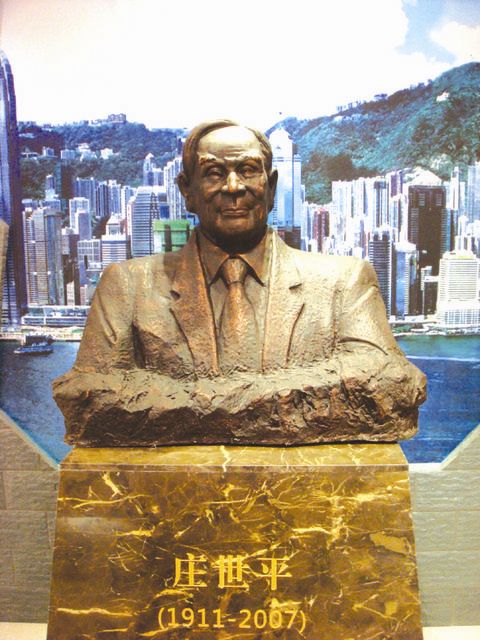 揭陽人的驕傲——館藏僑界楷模莊世平銅像。蔡澤青 攝