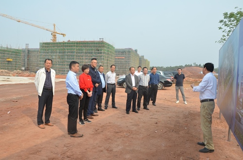 考察肇慶市致遠實驗學校建設(shè)項目1_副本.jpg