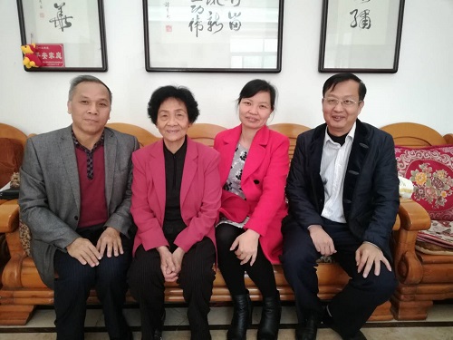 左起：袁奕江、陳妙珍、蔡礎(chǔ)靈