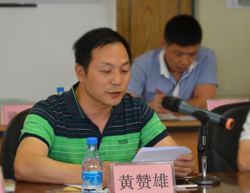 中山市僑界青年聯(lián)合會(huì)黃贊雄會(huì)長發(fā)言。