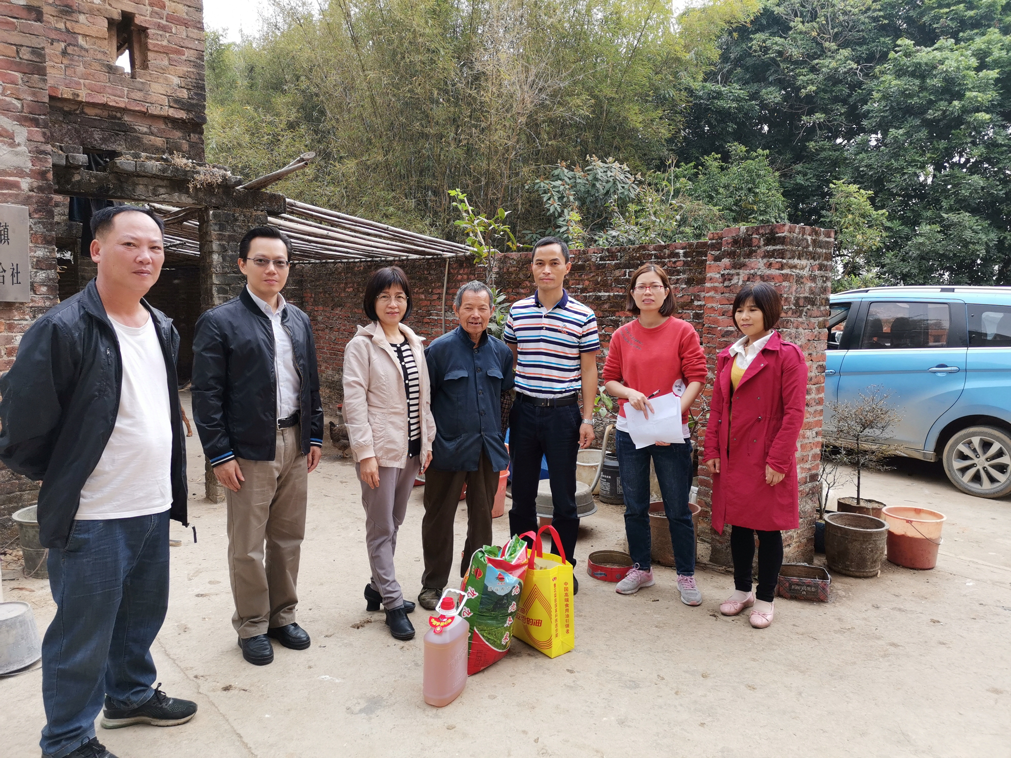 走訪慰問朱計新.jpg