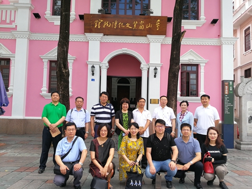 參觀香山商業(yè)文化博物館。